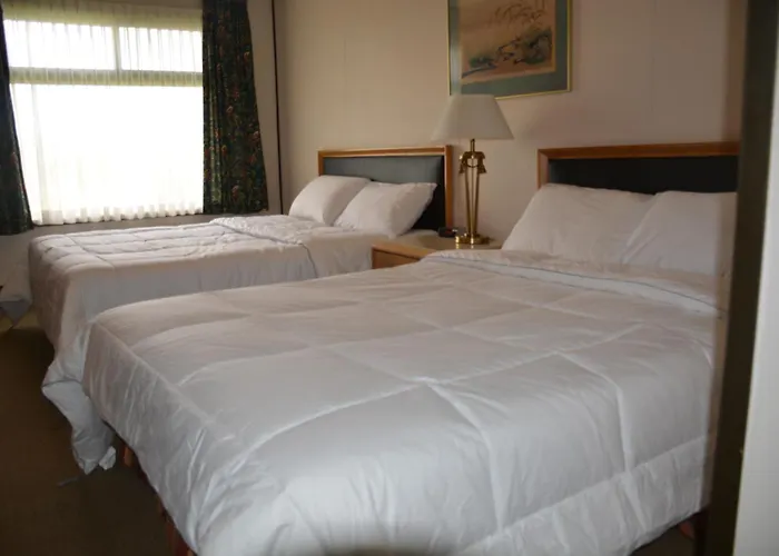 Kc\'S Country Inn